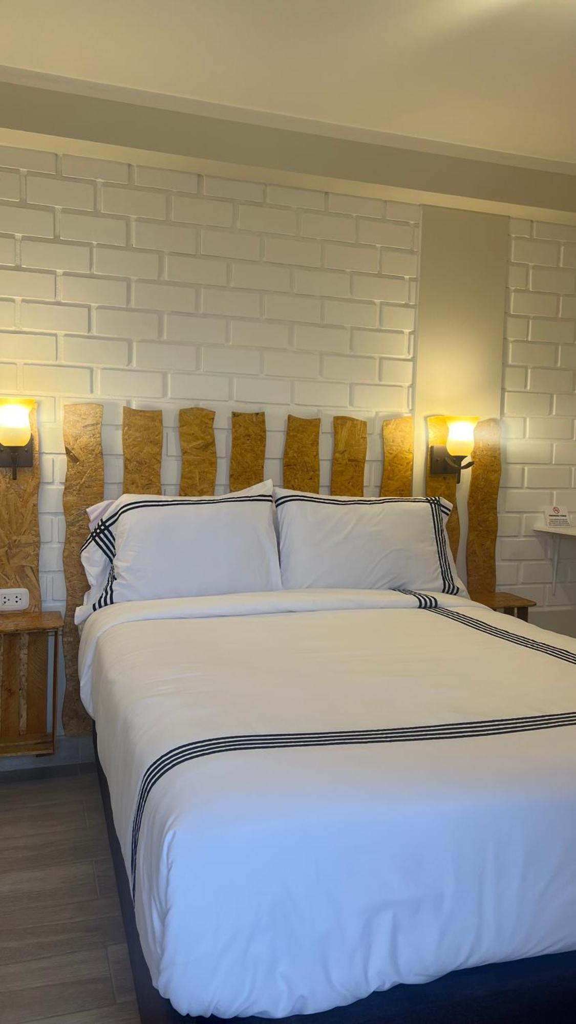 Hotel Aloha Chala 외부 사진